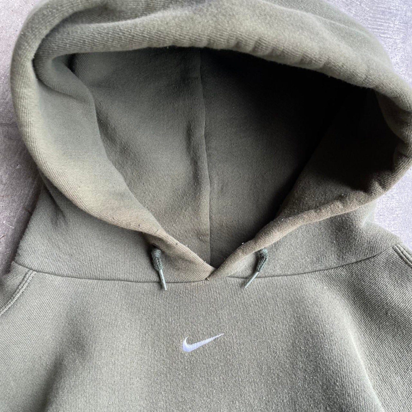 Rare Green Nike Center Swoosh Size L