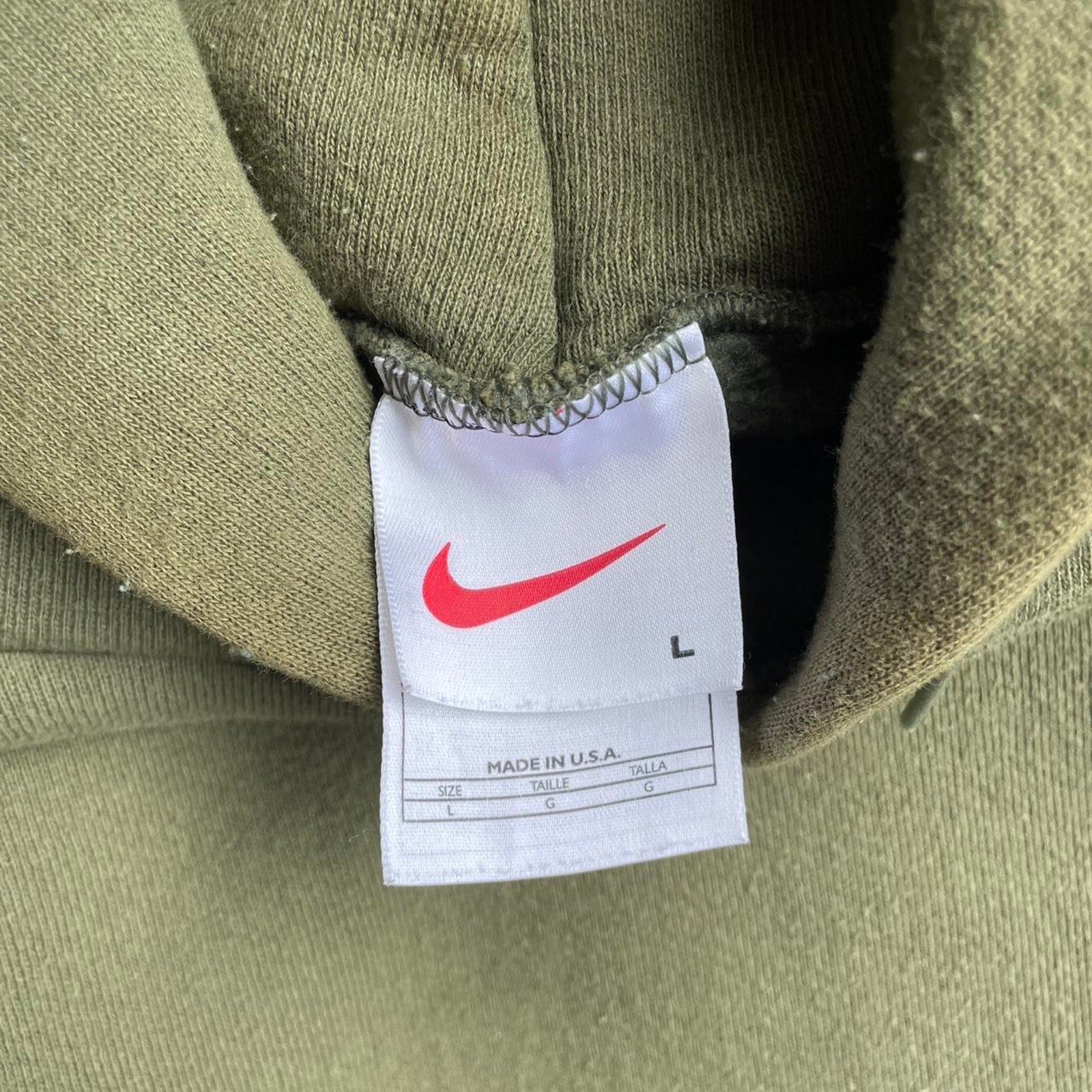 Rare Green Nike Center Swoosh Size L