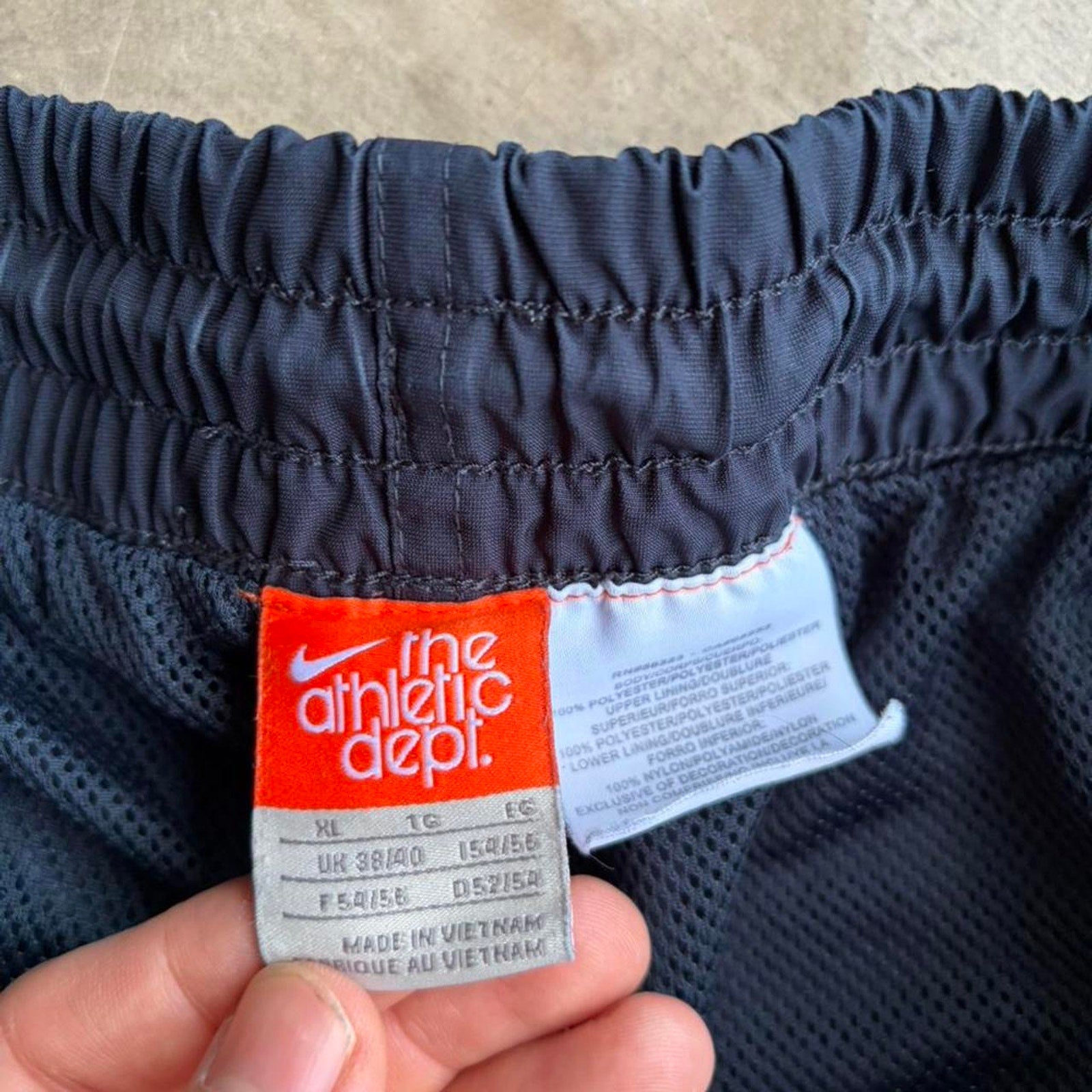 2000s Vintage Y2K Nike Trackpants