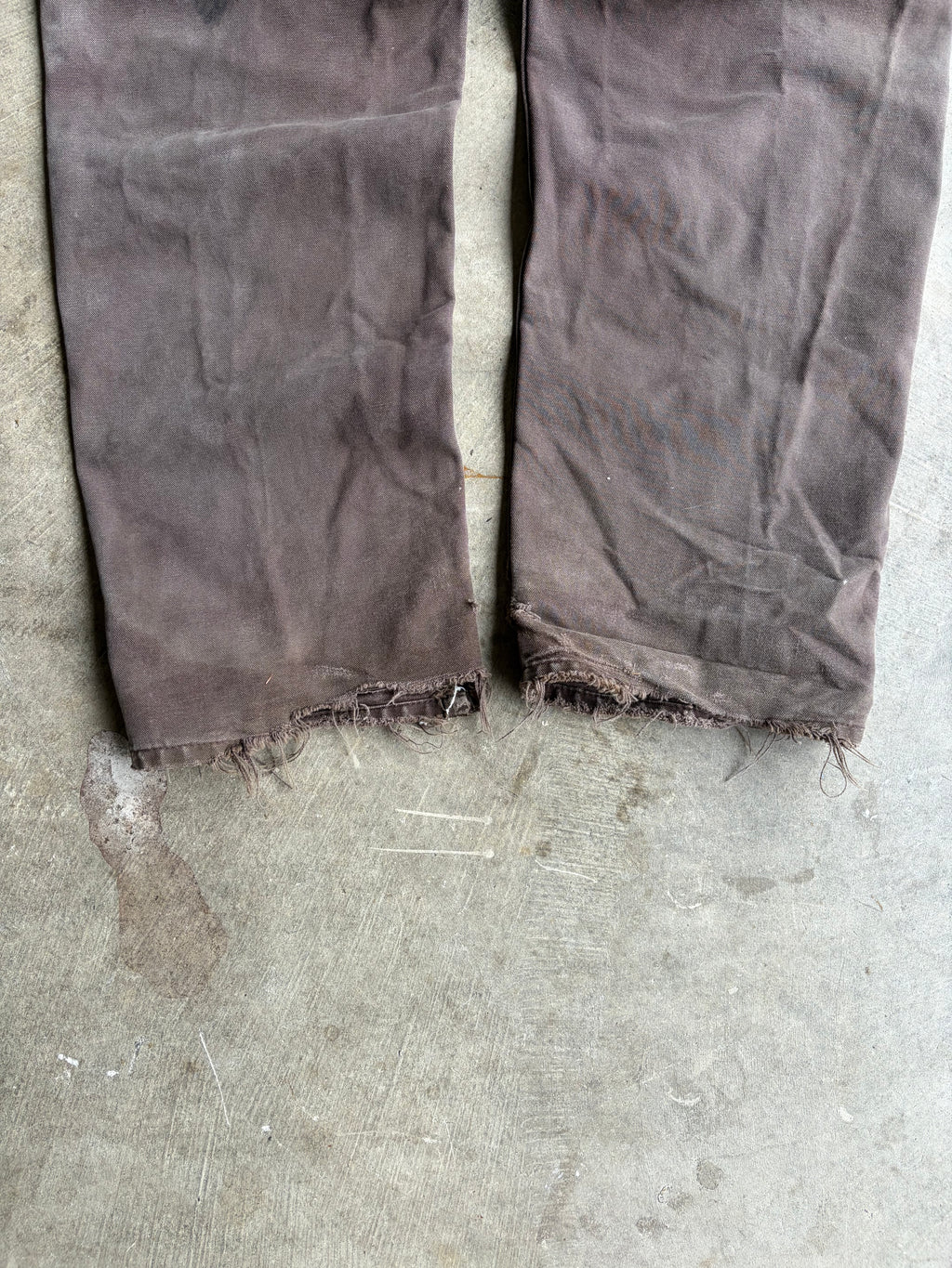 Heavily Distressed Brown Carhartt Double Knees 32x32