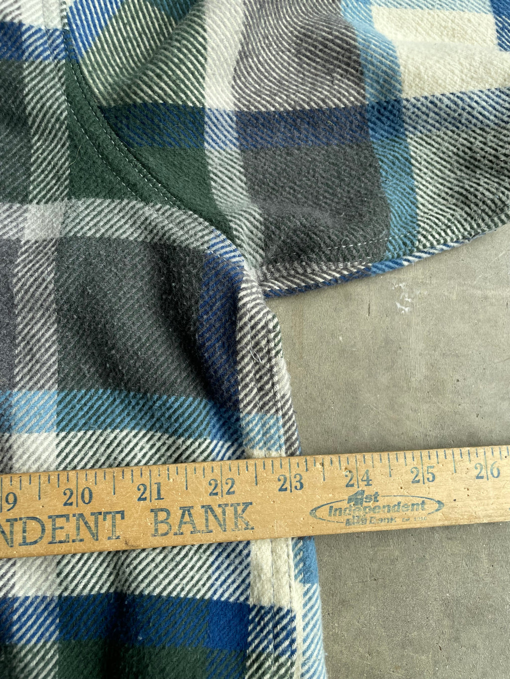 Green Plaid Orvis Thick Flannel Size XL