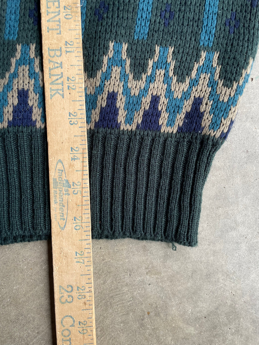 Colorful Knit Sweater Size L