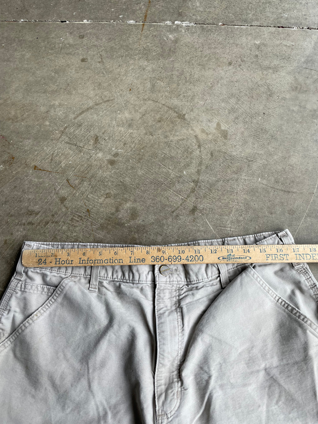 Tan Carhartt Shorts Size 36