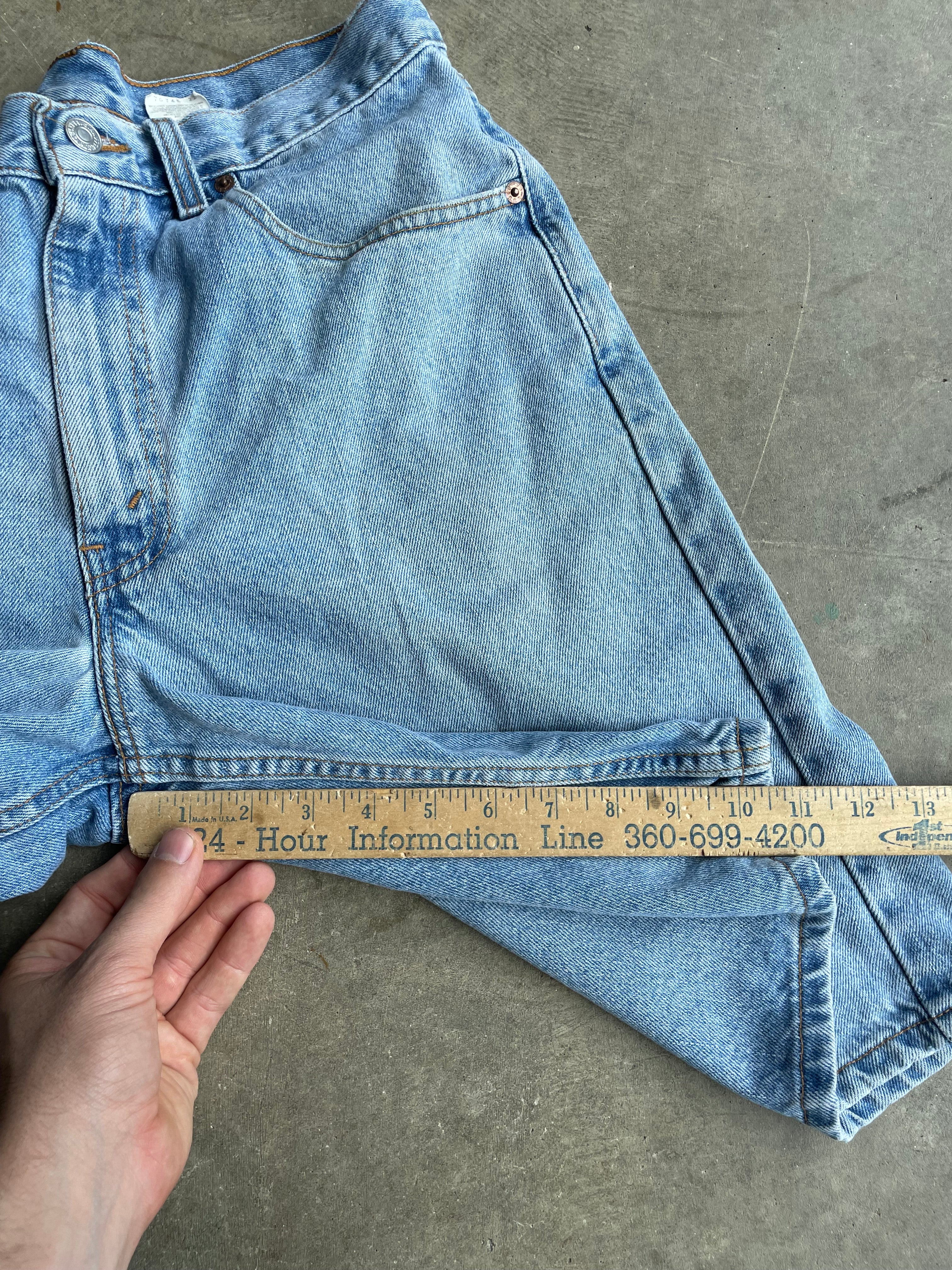 Levi's Jorts Size 33