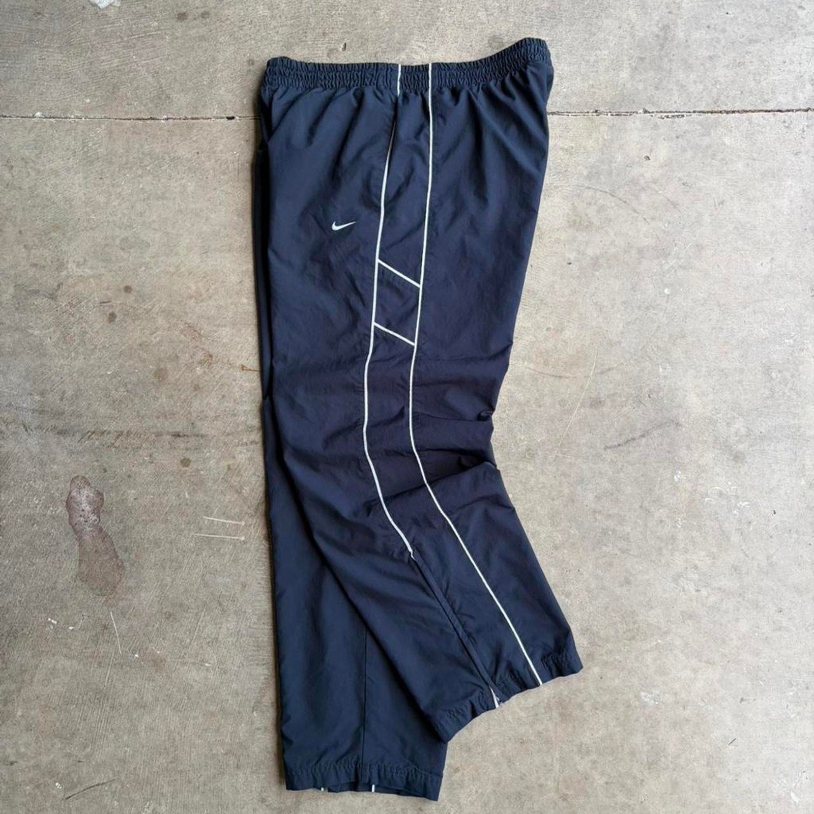 2000s Vintage Y2K Nike Trackpants